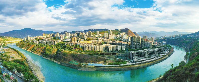 頭版頭條+整版特別報(bào)道,四川日報(bào)今日強(qiáng)勢聚焦攀枝花,都說了啥?